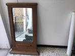 DEUX MIROIRS DONT UN BISEAUTE, Ophalen