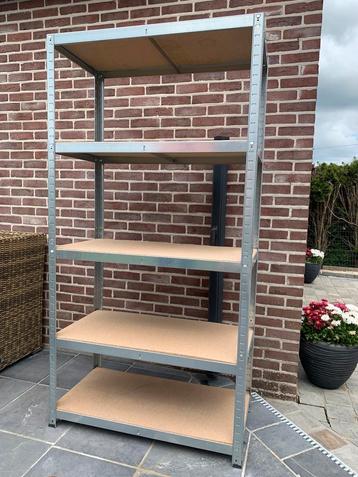 1 of 2 stellingrekken beschikbaar voor biedingen