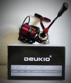 Moulinet Deukio Red Spider - 3000 - 4+1 bb - 245 gr, Ophalen of Verzenden, Nieuw, Molen
