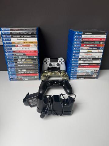 Playstation 4 games, controllers & oplaadstation! beschikbaar voor biedingen