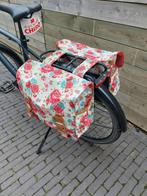 Basil Bloom Double Bag - Dubbele Fietstas - 35 l, Vélos & Vélomoteurs, Accessoires vélo | Sacoches, BASIL, Enlèvement ou Envoi