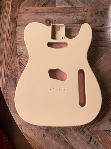 Telecaster body” Vintage white nitro satin finish “ Neww