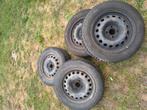 winterbanden op velg 185/65 r15, Auto-onderdelen, Ophalen, Gebruikt, Winterbanden, Band(en)