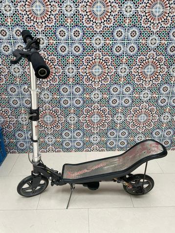 Space scooter pour enfant beschikbaar voor biedingen
