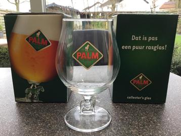 2 verzamelglazen Palm met originele voet. beschikbaar voor biedingen