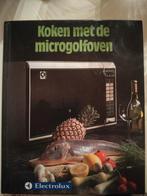 Koken met de microgolfoven, Ophalen, Zo goed als nieuw