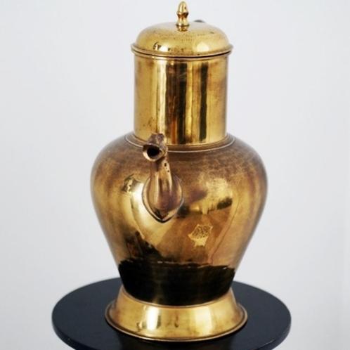 Metalen theepot, Antiek en Kunst, Antiek | Keramiek en Aardewerk, Ophalen