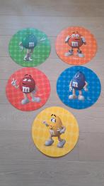 m&m's placemats, Enlèvement