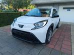 Toyota Aygo X Play 2022 Benzine 11153 km Carpass Garantie!!, Te koop, Benzine, Aygo X, 5 deurs