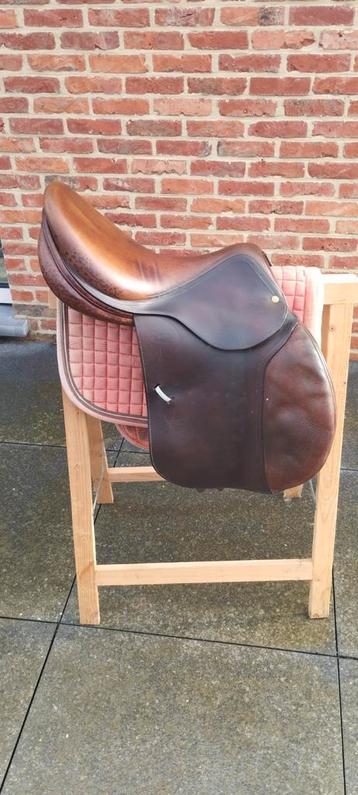 Springzadel 17 inch beschikbaar voor biedingen