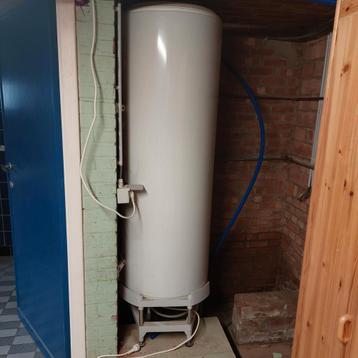 Warmwater boiler 200 L