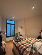 Bed + matras, Huis en Inrichting, Slaapkamer | Bedden, Ophalen, Wit, Tweepersoons, Zo goed als nieuw