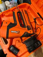 Paslode nagelpistool, Enlèvement