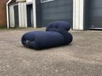 Soriana chaise longue navy blue bouclé Cassina-Showroommodel, Huis en Inrichting, Ophalen, 125 tot 150 cm, Mid century modern