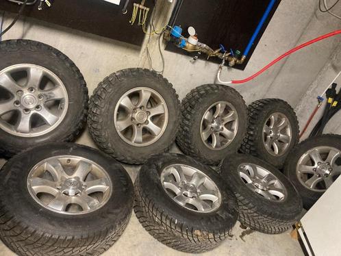 Winterband + velg Toyota landcruiser 17” goodyear ultra grip, Auto-onderdelen, Banden en Velgen, Velg(en), Winterbanden, 17 inch