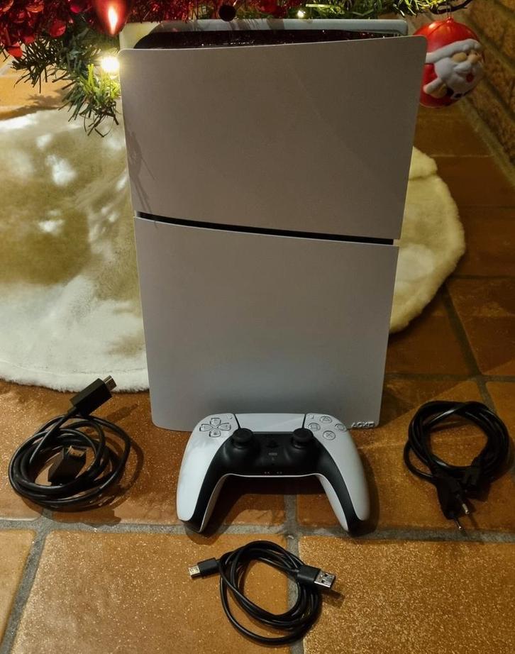 PS5 Slim Digital Edition-console in nieuwe staat, Games en Spelcomputers, Spelcomputers | Sony PlayStation 5, Zo goed als nieuw