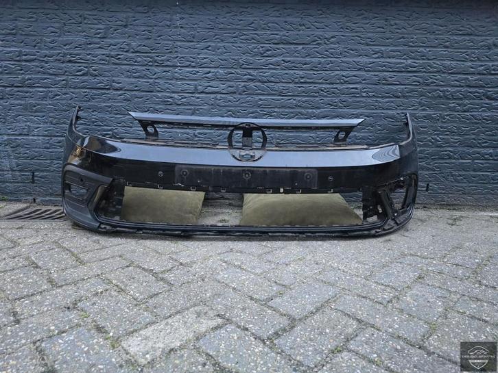 VW Polo 2G Facelift 2021+ Voorbumper Bumper 4xPDC Origineel!, Auto-onderdelen, Carrosserie, Bumper, Volkswagen, Gebruikt