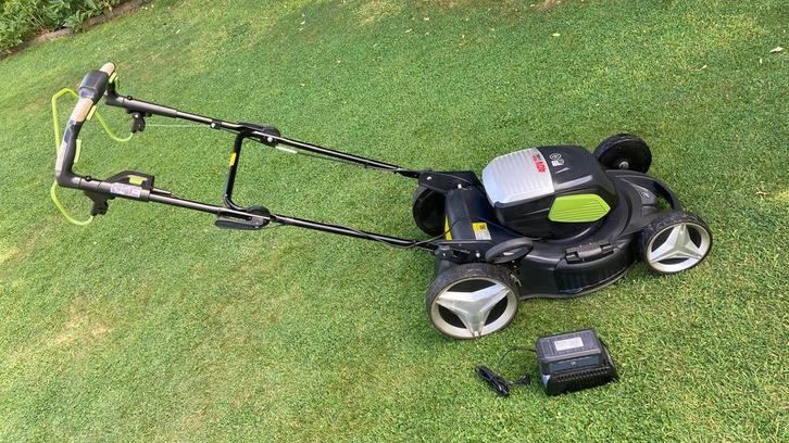 Tondeuse à gazon autotractée, Tuin en Terras, Grasmaaiers, Zo goed als nieuw, Ophalen