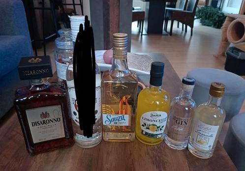 Set drankflessen, Verzamelen, Wijnen, Zo goed als nieuw, Ophalen