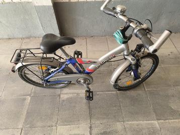 Jongensfiets voor leeftijd 5-6 jaar (beetje opknapwerk aan) beschikbaar voor biedingen