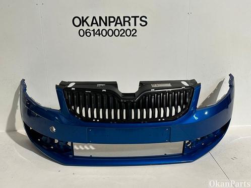 Skoda Octavia IV 5E voorbumper 5E0807221, Auto-onderdelen, Carrosserie, Bumper, Skoda, Voor, Gebruikt
