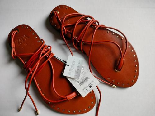 👡Nieuwe lederen buine sandalen 35 niet aangedaan etiket 👡, Kleding | Dames, Schoenen, Nieuw, Sandalen of Muiltjes, Bruin, Ophalen of Verzenden
