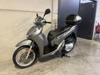 Honda SH300 grote wielen scooter in topstaat (bj 2016), Motoren, Motoren | Honda, Scooter, 300 cc, Bedrijf, 1 cilinder