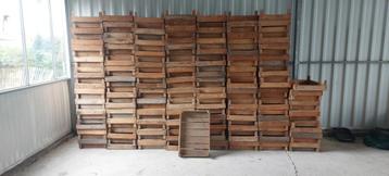 houten kisten met pootjes