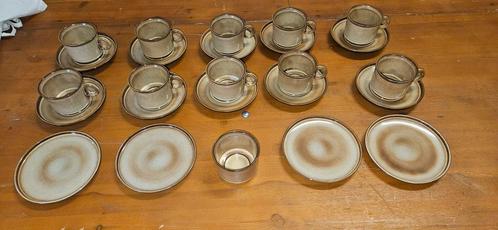 koffie kopjes met bordjes, Huis en Inrichting, Keuken | Servies, Zo goed als nieuw, Ophalen