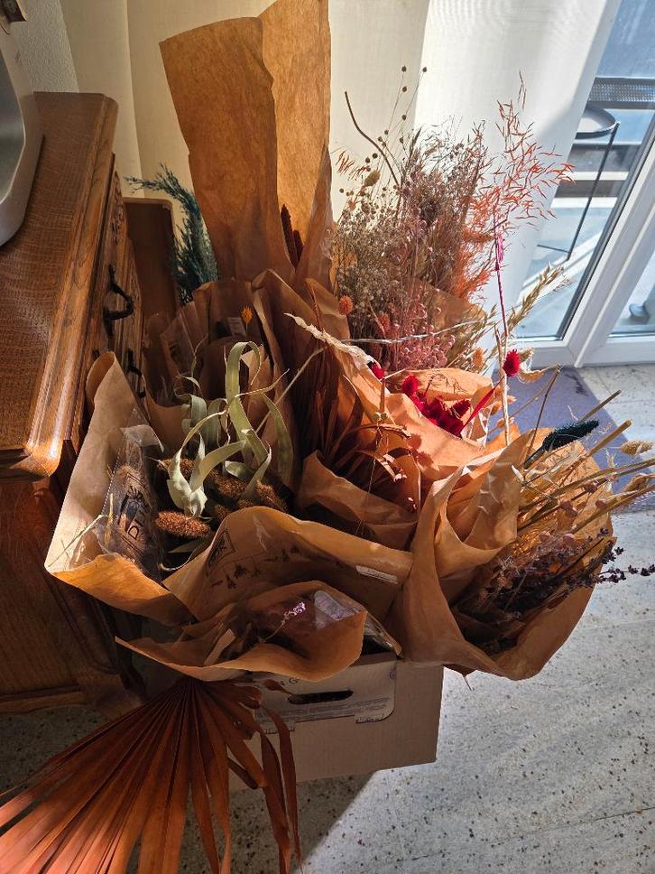 Droogbloemen, Huis en Inrichting, Woonaccessoires | Droogbloemen, Zo goed als nieuw, Ophalen
