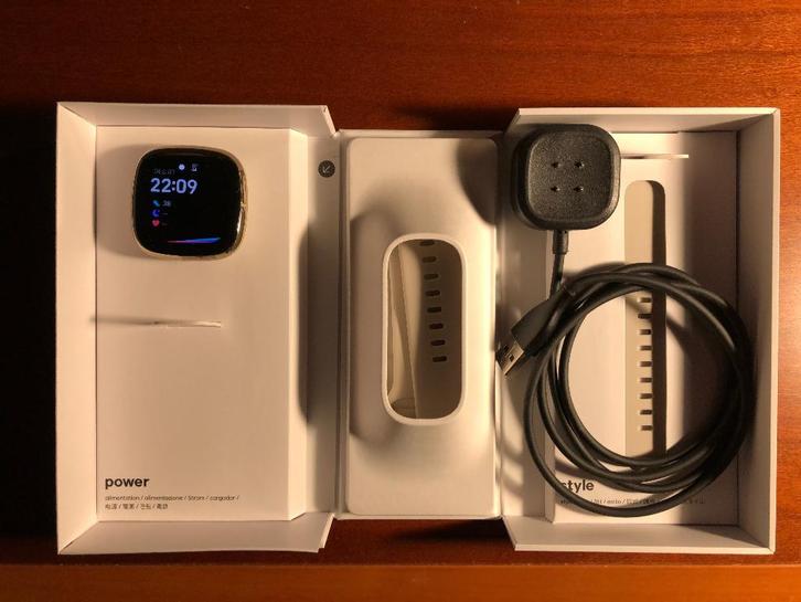 Fitbit Sense, Handtassen en Accessoires, Smartwatches, Gebruikt, Android, Grijs, Calorieverbanding, GPS, Hartslag, Slaap, Stappen