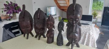 Vraies sculptures africaines.