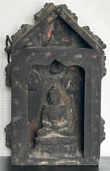 Ancien Autel de Maison en Bois Sculpté avec Bouddha - Népal