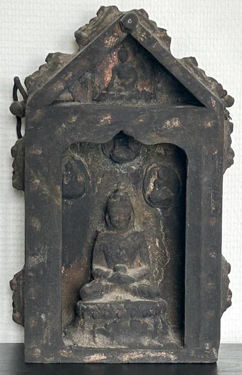 Ancien Autel de Maison en Bois Sculpté avec Bouddha - Népal, Antiquités & Art, Art | Art non-occidental, Enlèvement ou Envoi