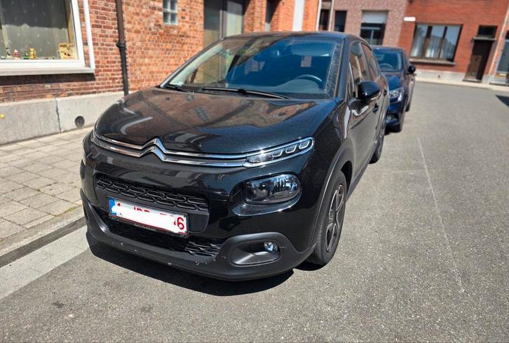 Citroën C3 1.2 PureTech Highlight 2020, Auto's, Citroën, Particulier, C3, Benzine, Zwart, Zwart, Stof, Dealer onderhouden, Ophalen