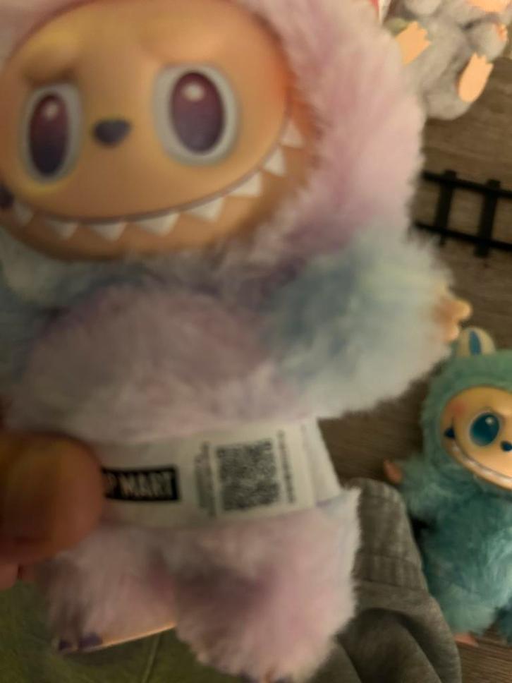 Labubu,s 5x en 5x lafufus, Verzamelen, Beren en Cherished Teddies, Zo goed als nieuw, Ophalen