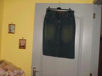 a vendre jupe pour dame  beschikbaar voor biedingen