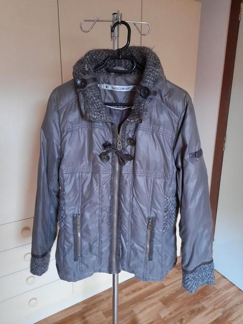 Dikke winterjas., Kleding | Dames, Jassen | Winter, Gedragen, Maat 38/40 (M), Bruin, Ophalen of Verzenden