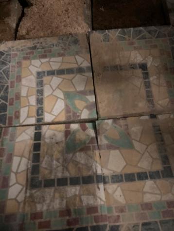 Cementtegels beschikbaar voor biedingen