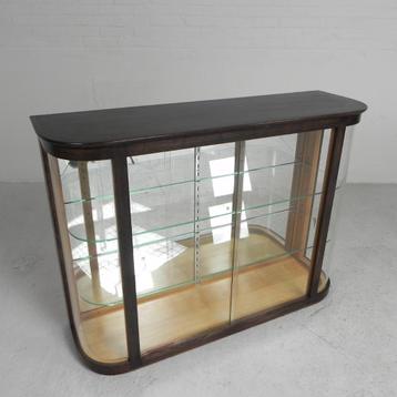 Art Deco vitrine met gebogen glas en glazen schuifdeuren, ja