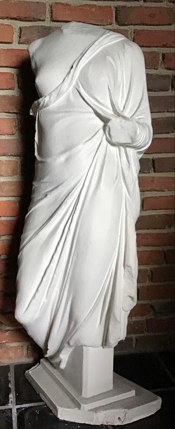 Torso, Enlèvement