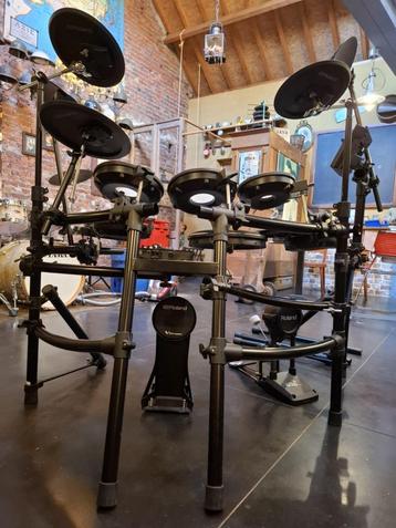 drumstel Roland  td kvx 17, Enlèvement, Comme neuf, Roland, Électronique