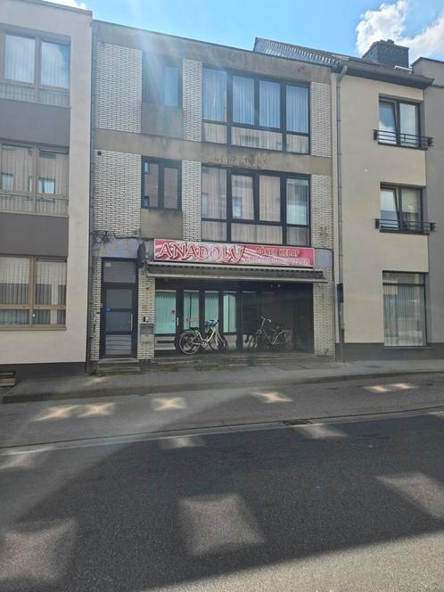 Handelspand met 2 appartementen en bijhorende garage.., Immo, Huizen en Appartementen te koop, Provincie Limburg, Verkoop zonder makelaar