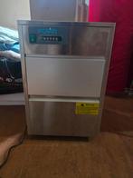 Frigo à glaçon professionel Polar, Ophalen