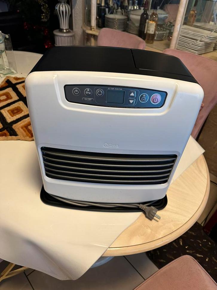 Poele a petrole qlima 3500w quasi neuf 🔥🔥🔥🔥, Maison & Meubles, Poêles, Comme neuf, Enlèvement