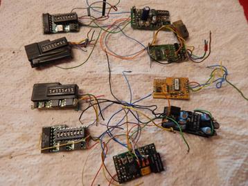 Lot Märklin oude decoders niet getest C80&C90...niet getest! beschikbaar voor biedingen