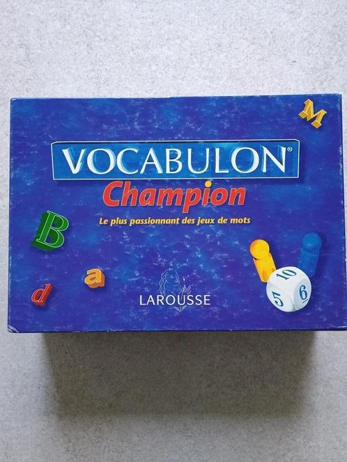 Jeu Vocabulon Champion LAROUSSE à partir de 15 ans, Hobby en Vrije tijd, Gezelschapsspellen | Bordspellen, Zo goed als nieuw, Een of twee spelers