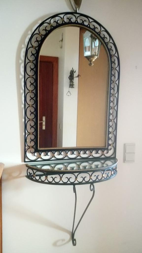 Miroir et console en fer forgé, Antiquités & Art, Antiquités | Miroirs, Enlèvement