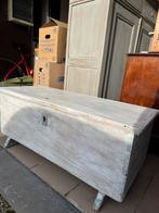 Ancien coffre en bois, Maison & Meubles, Accessoires pour la Maison | Coffres, Enlèvement, Utilisé