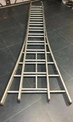 Tweedelige aluminium opsteek ladder VGS, Doe-het-zelf en Bouw, Ladders en Trappen, Ophalen, Gebruikt, Ladder